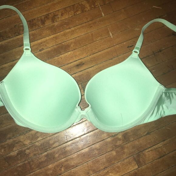 Victoria’s Secret mint green 34B Demi bra - Picture 3 of 4